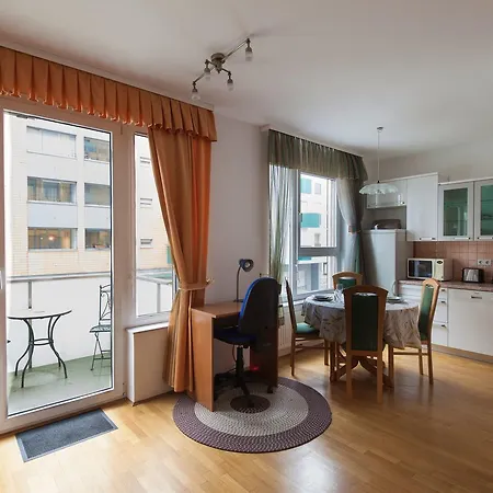 Central Apartment Anita Tour As Lublaň Exteriér fotografie